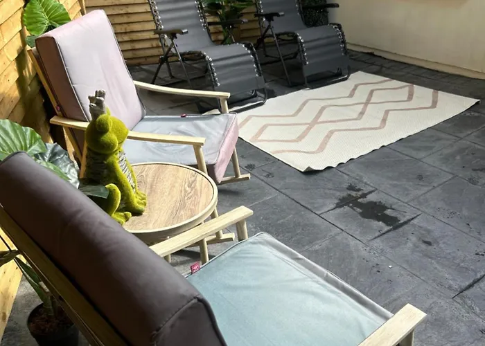Seid Bo - Sleeps 6 - New Private 6 Person Hottub Available